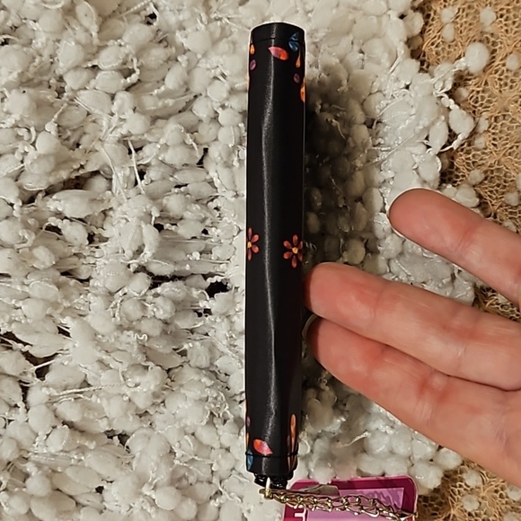 Tawi Skull Wallet - Picture 8 of 14